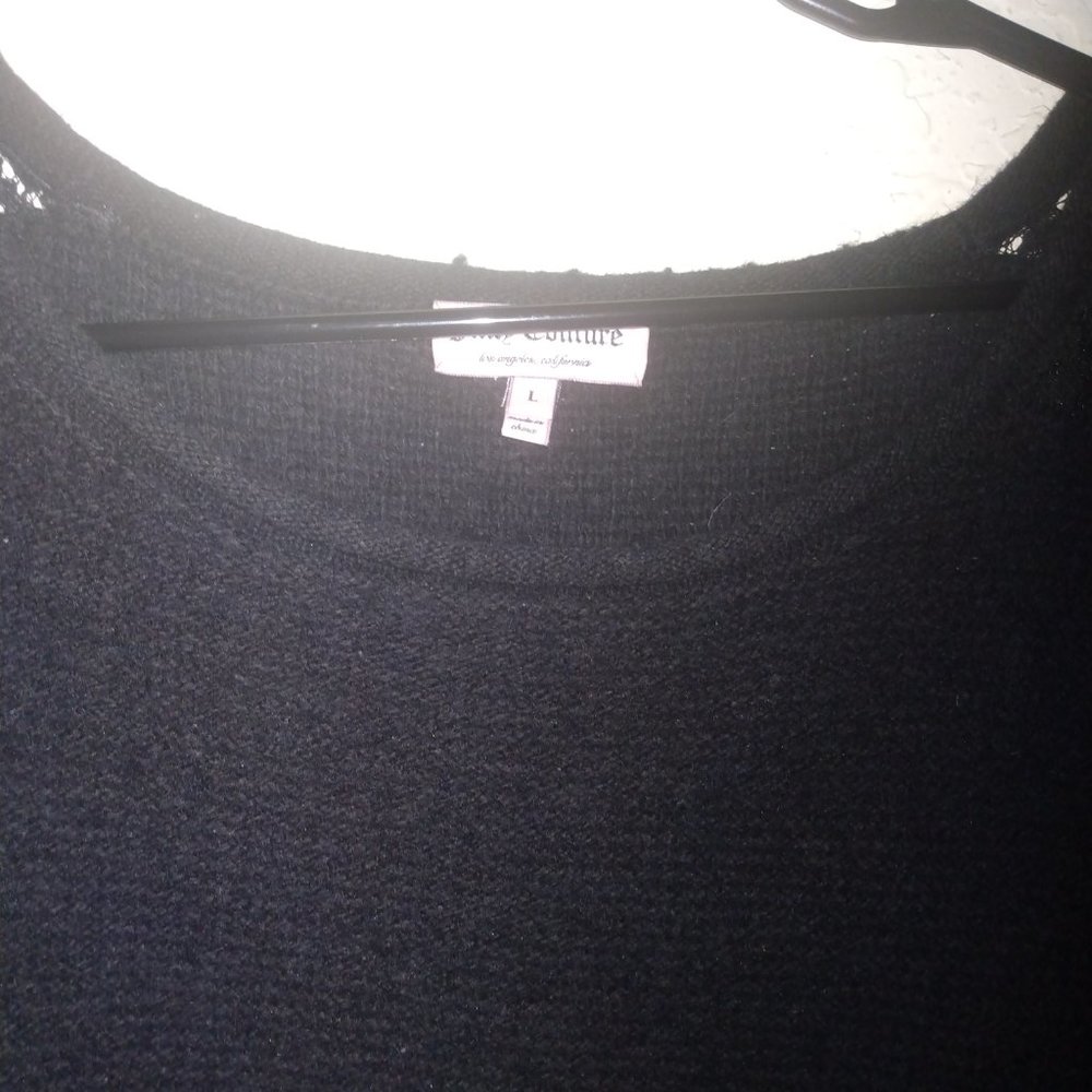 Black wool cropped crew neck sweater